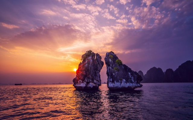 COMBO NGHỈ DƯỠNG 2N1D TẠI HẠ LONG