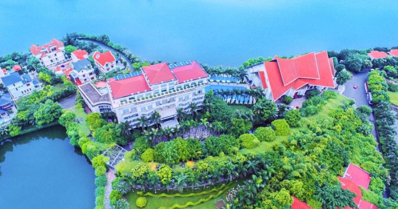 S&ocirc;ng Hồng Resort