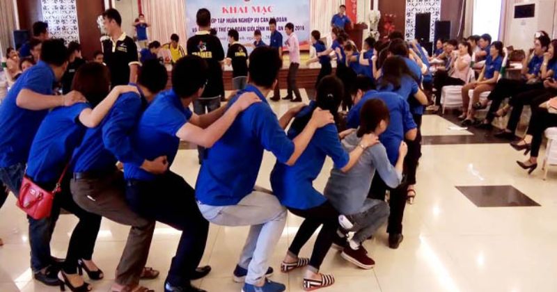 Tham gia tr&ograve; chơi Team Building