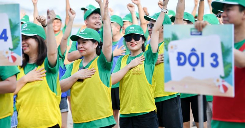 Tổ chức Team Building trọn g&oacute;i đang trở th&agrave;nh xu hướng được nhiều doanh nghiệp
